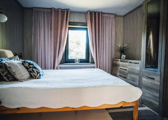 Tuka Talu ,soomaa Piirkonnas, Paernumaa *